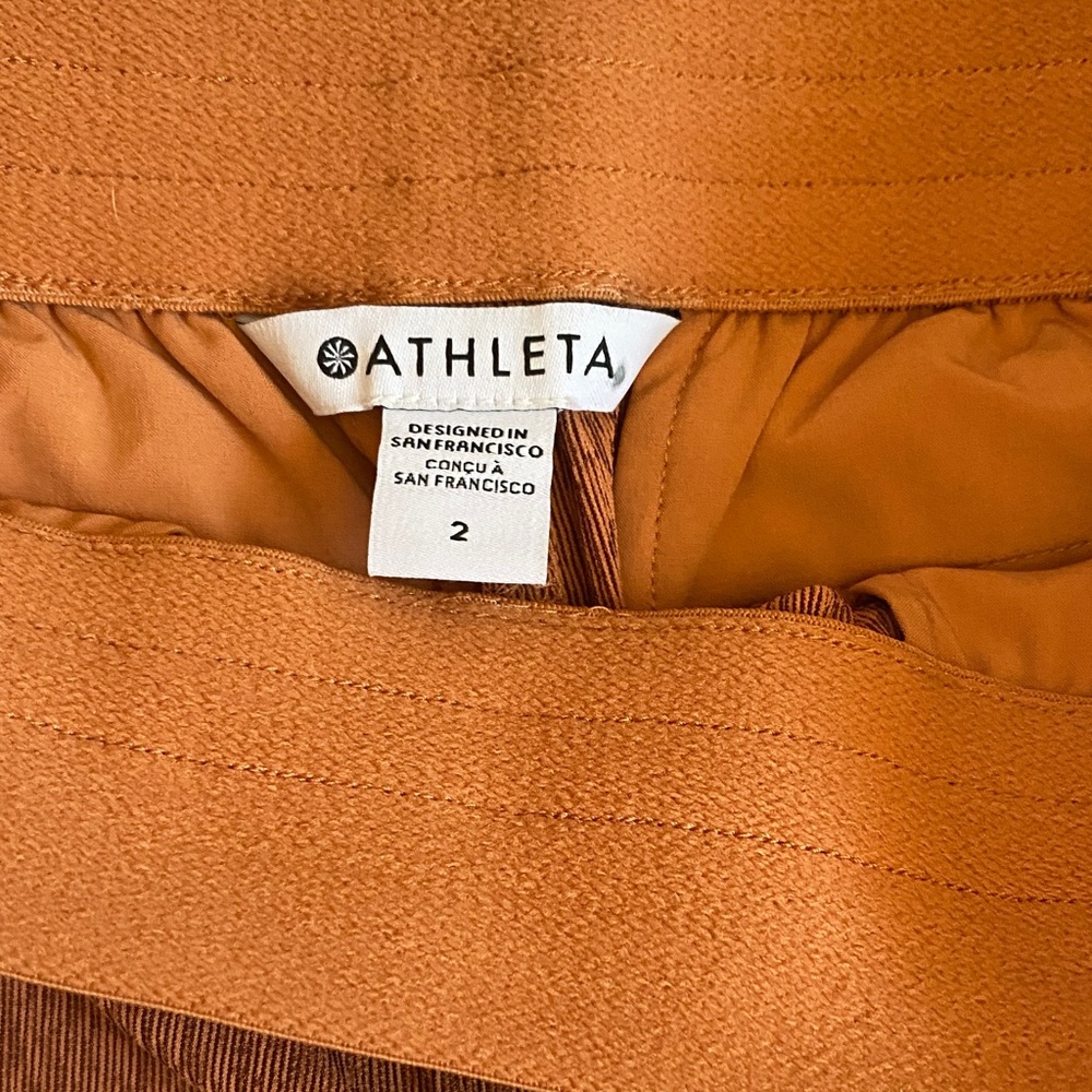 Athleta Women's Athletic Shorts in Rust - Picture 10 of 11